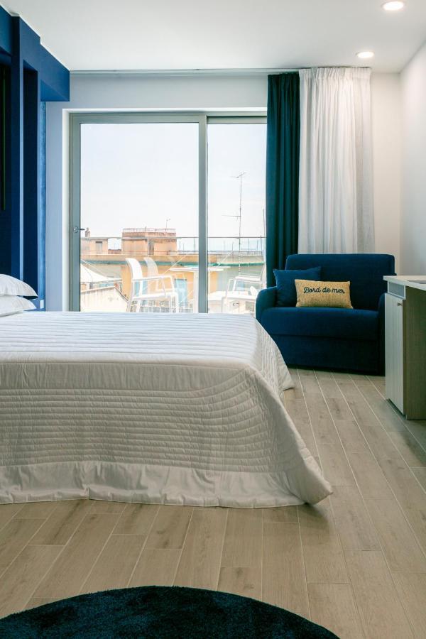 Bed and Breakfast Manzoni 46 - Ospitalita Siciliana Milazzo Exterior foto
